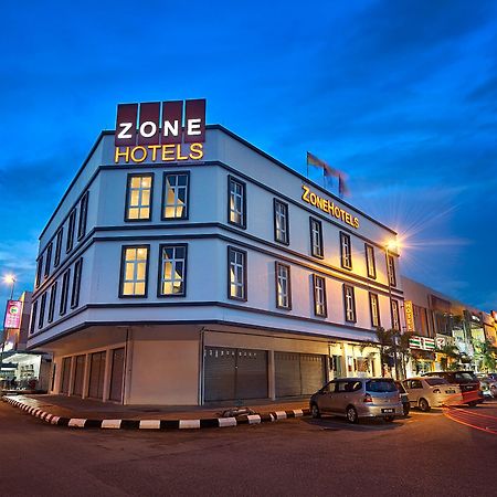 Zone Hotels, Telok Panglima Garang Teluk Panglima Garang Екстер'єр фото