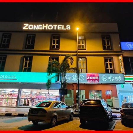 Zone Hotels, Telok Panglima Garang Teluk Panglima Garang Екстер'єр фото