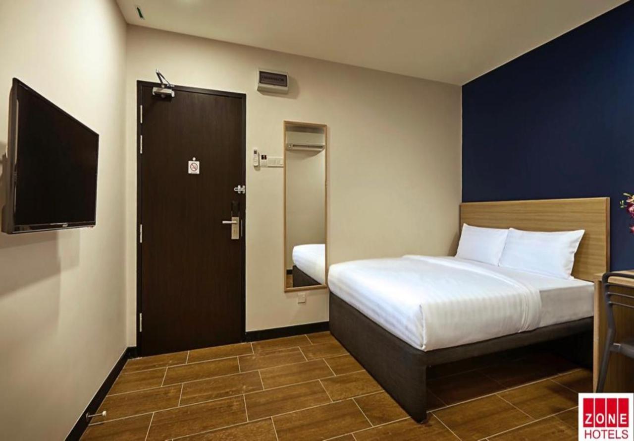 Zone Hotels, Telok Panglima Garang Teluk Panglima Garang Екстер'єр фото