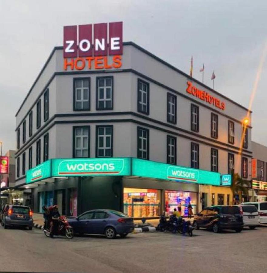 Zone Hotels, Telok Panglima Garang Teluk Panglima Garang Екстер'єр фото