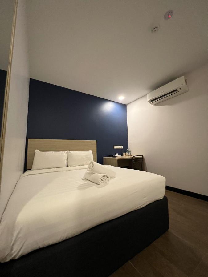 Zone Hotels, Telok Panglima Garang Teluk Panglima Garang Екстер'єр фото