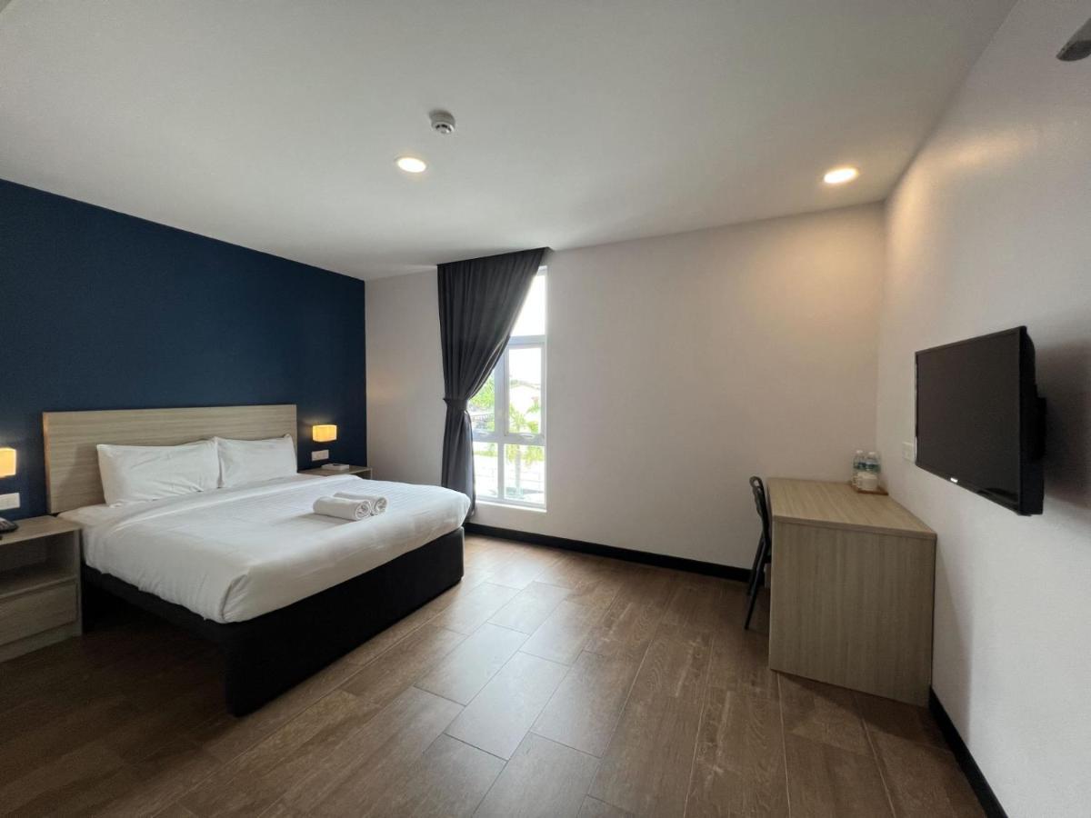 Zone Hotels, Telok Panglima Garang Teluk Panglima Garang Екстер'єр фото