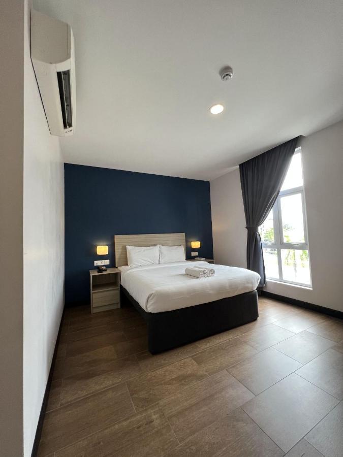 Zone Hotels, Telok Panglima Garang Teluk Panglima Garang Екстер'єр фото
