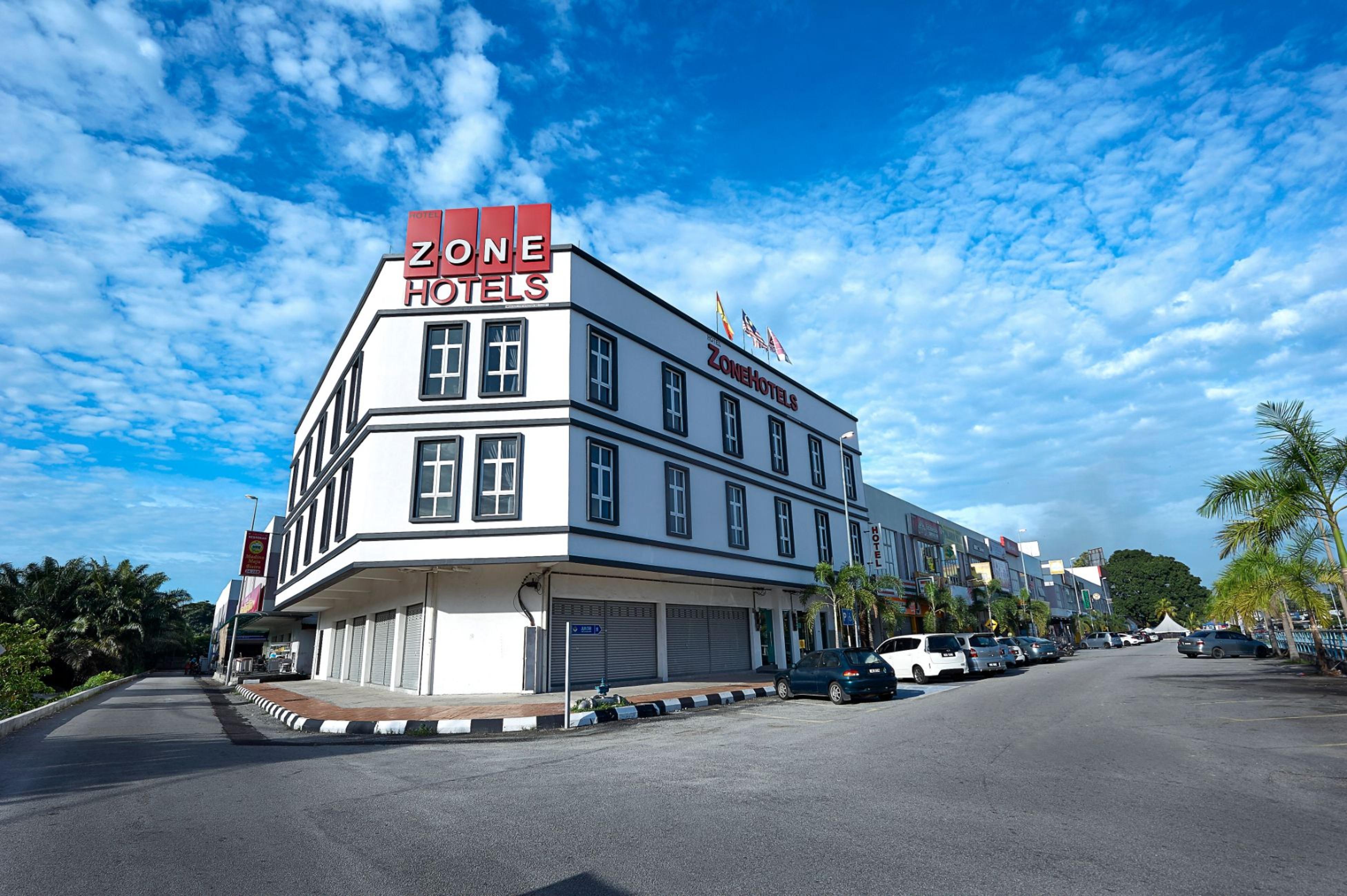 Zone Hotels, Telok Panglima Garang Teluk Panglima Garang Екстер'єр фото
