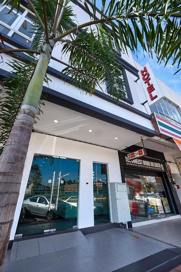Zone Hotels, Telok Panglima Garang Teluk Panglima Garang Екстер'єр фото