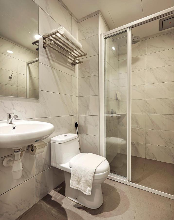 Zone Hotels, Telok Panglima Garang Teluk Panglima Garang Екстер'єр фото