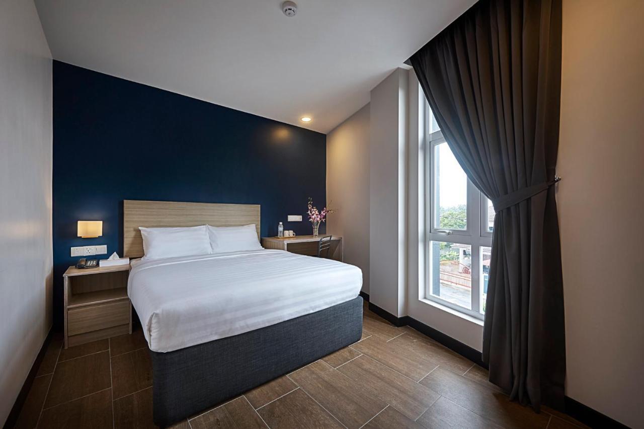 Zone Hotels, Telok Panglima Garang Teluk Panglima Garang Екстер'єр фото